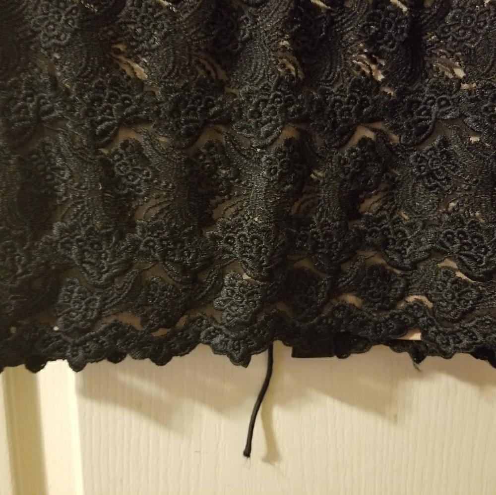 Top and bottom deep black lace dress - Picture 3 of 7